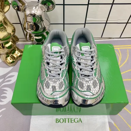 ボッテガ ヴェネタ スニーカー