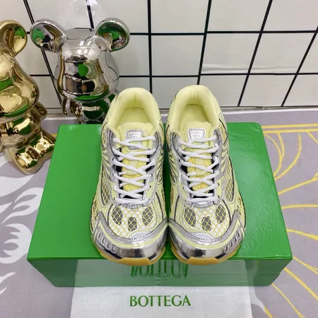 ボッテガ ヴェネタ スニーカー