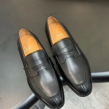 クリスチャン・ルブタン ビジネスシューズ