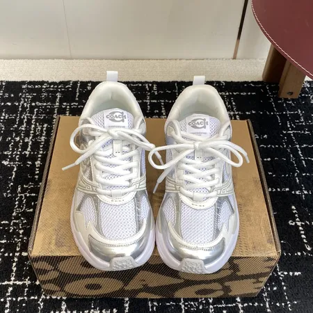 コーチ スニーカー