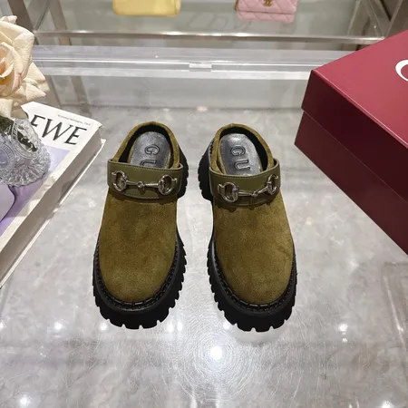 グッチ スリッパ