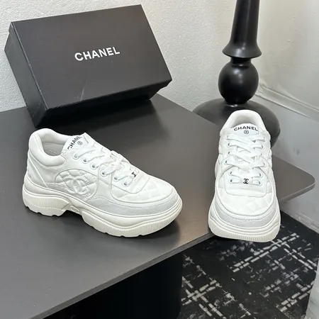 シャネル スニーカー