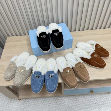 プラダ スリッパ