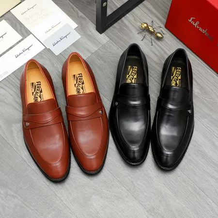 フェラガモ ビジネスシューズ