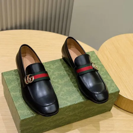 グッチ ビジネスシューズ