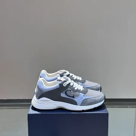 ディオール カジュアルシューズ