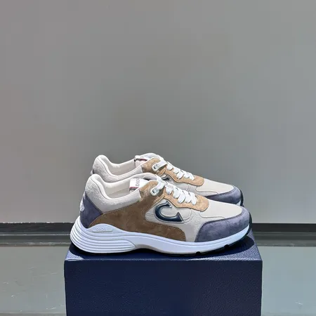 ディオール カジュアルシューズ