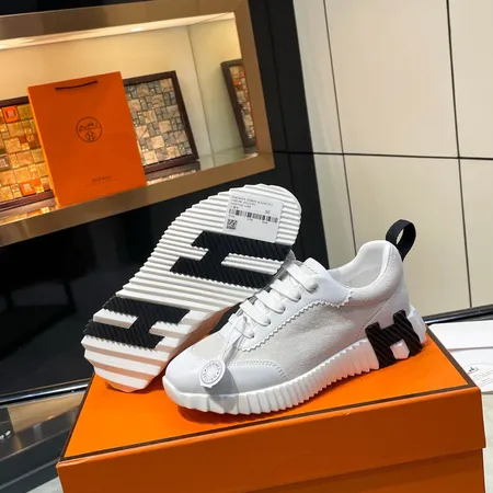 エルメス カジュアルシューズ