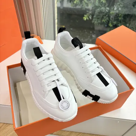 エルメス スニーカー