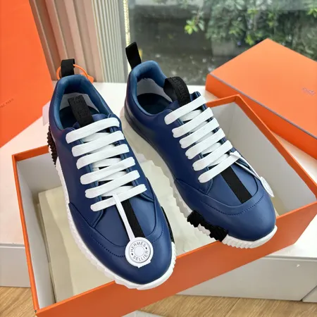 エルメス スニーカー