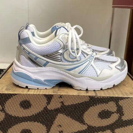 コーチ スニーカー