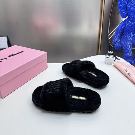 ミュウミュウ スリッパ