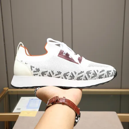 アルマーニ スニーカー