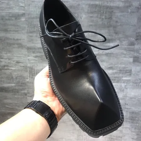 バレンシアガ ビジネスシューズ