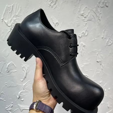 バレンシアガ ビジネスシューズ