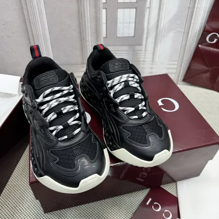 グッチ スニーカー