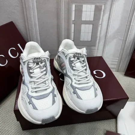 グッチ スニーカー