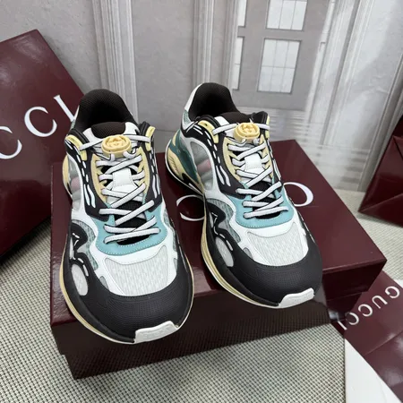 グッチ スニーカー