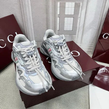 グッチ スニーカー