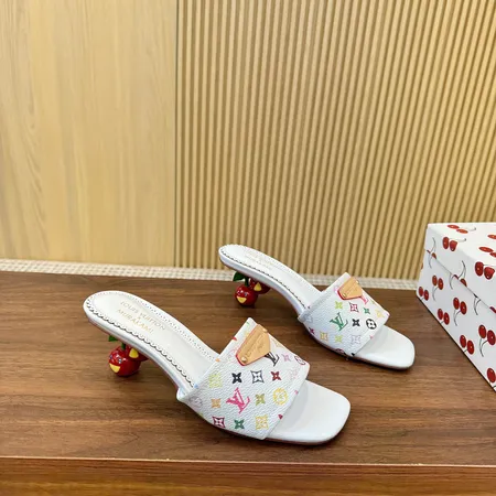 ルイヴィトン サンダル