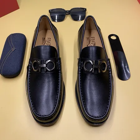 フェラガモ ビジネスシューズ