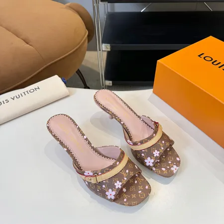 ルイヴィトン サンダル