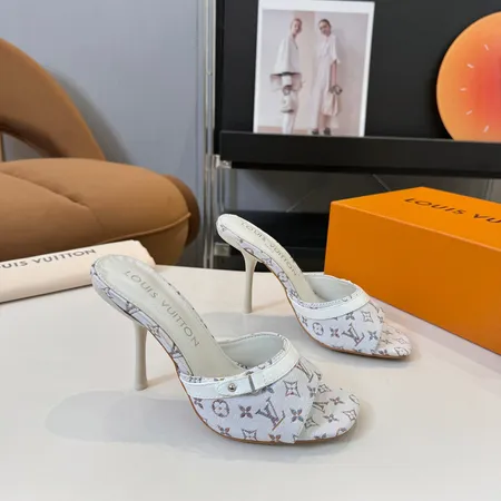 ルイヴィトン サンダル