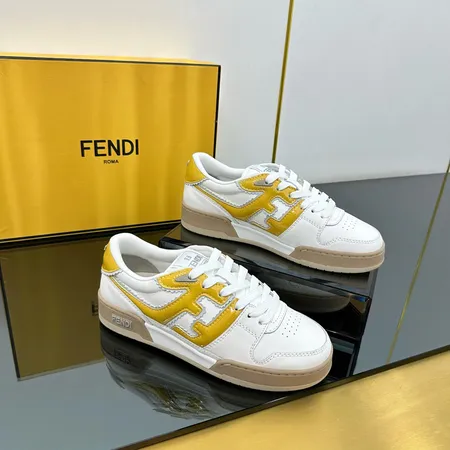 フェンディ カジュアルシューズ