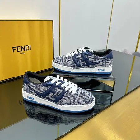 フェンディ カジュアルシューズ