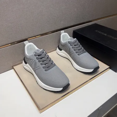 アルマーニ スニーカー