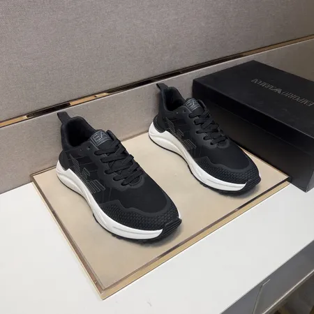 アルマーニ スニーカー