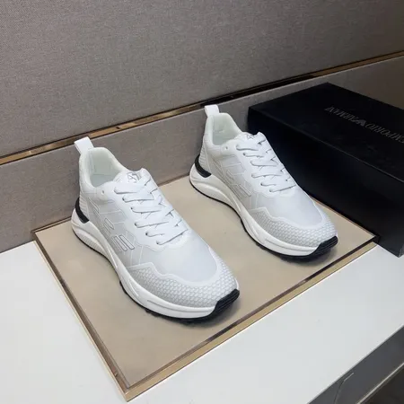 アルマーニ スニーカー