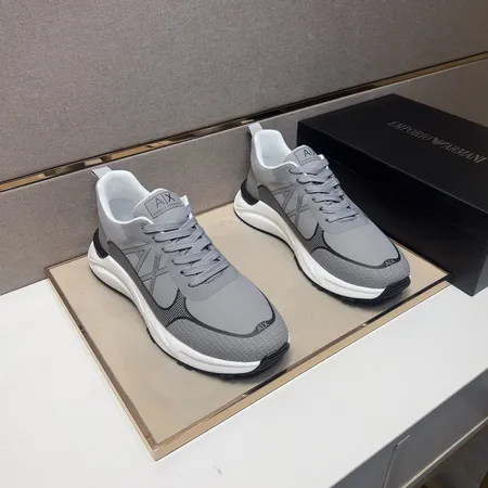 アルマーニ スニーカー