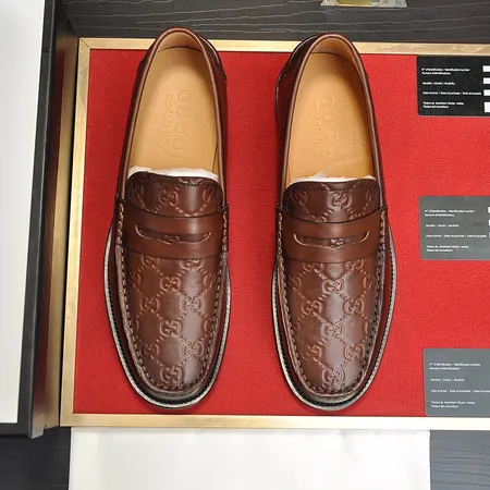 グッチ ビジネスシューズ