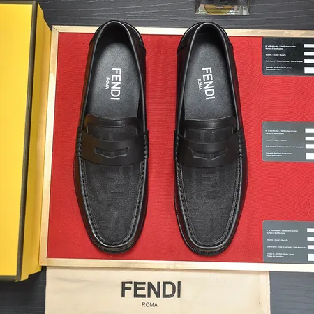 フェンディ ビジネスシューズ