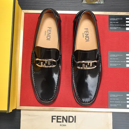 フェンディ ビジネスシューズ