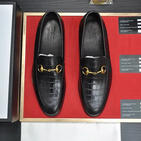 グッチ ビジネスシューズ