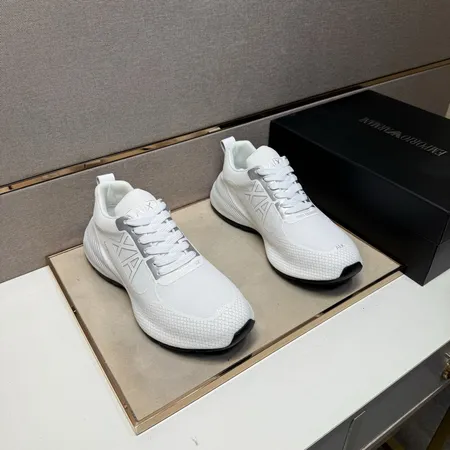 アルマーニ スニーカー