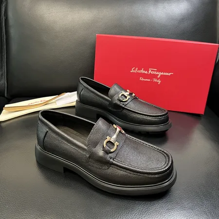 フェラガモ ビジネスシューズ