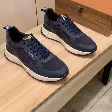 アルマーニ カジュアルシューズ