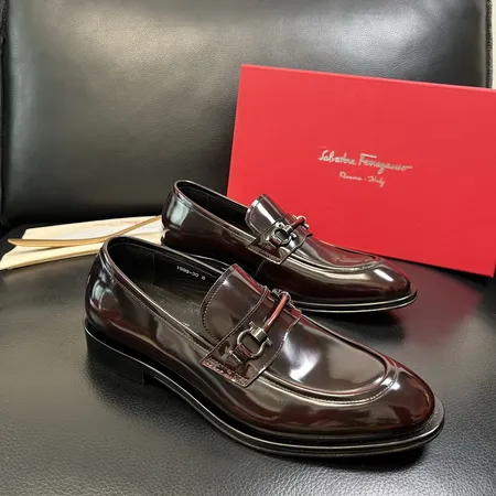 フェラガモ ビジネスシューズ