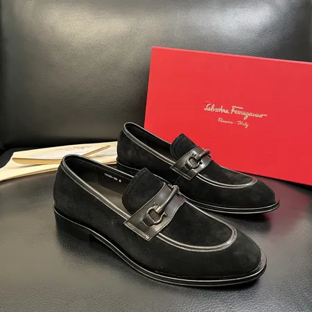 フェラガモ ビジネスシューズ