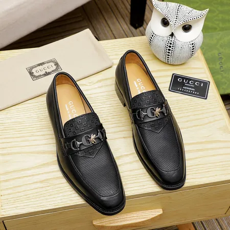 グッチ ビジネスシューズ