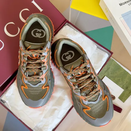 グッチ スニーカー