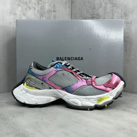 バレンシアガ スニーカー