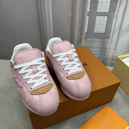 ルイヴィトン カジュアルシューズ