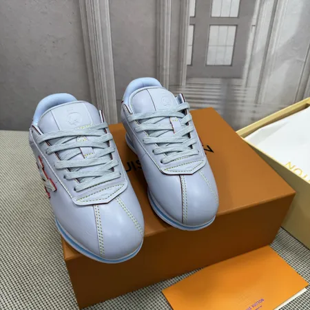 ルイヴィトン カジュアルシューズ