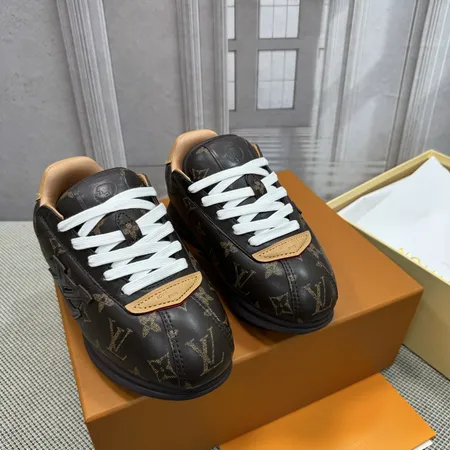 ルイヴィトン カジュアルシューズ