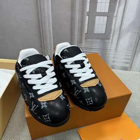 ルイヴィトン カジュアルシューズ