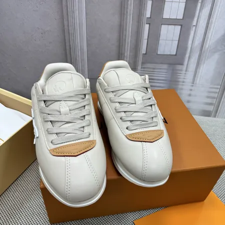 ルイヴィトン カジュアルシューズ